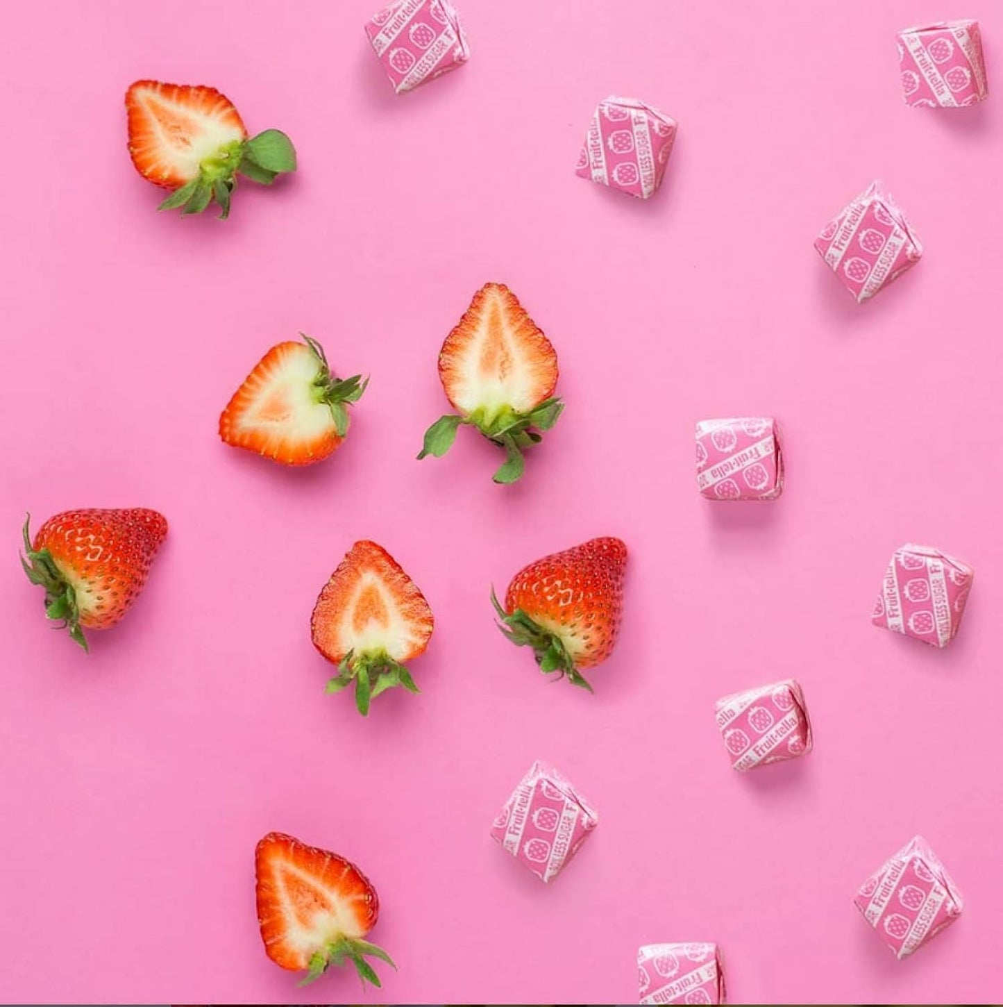 Fruit-tella Strawberry Chewy Sweets With Fruit Juice - 41g (Box of 40)