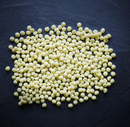 Milkybar Mix-In White Chocolate Chips Bulk Bag For Desserts - 400g / BEST BEFORE - 09/2025